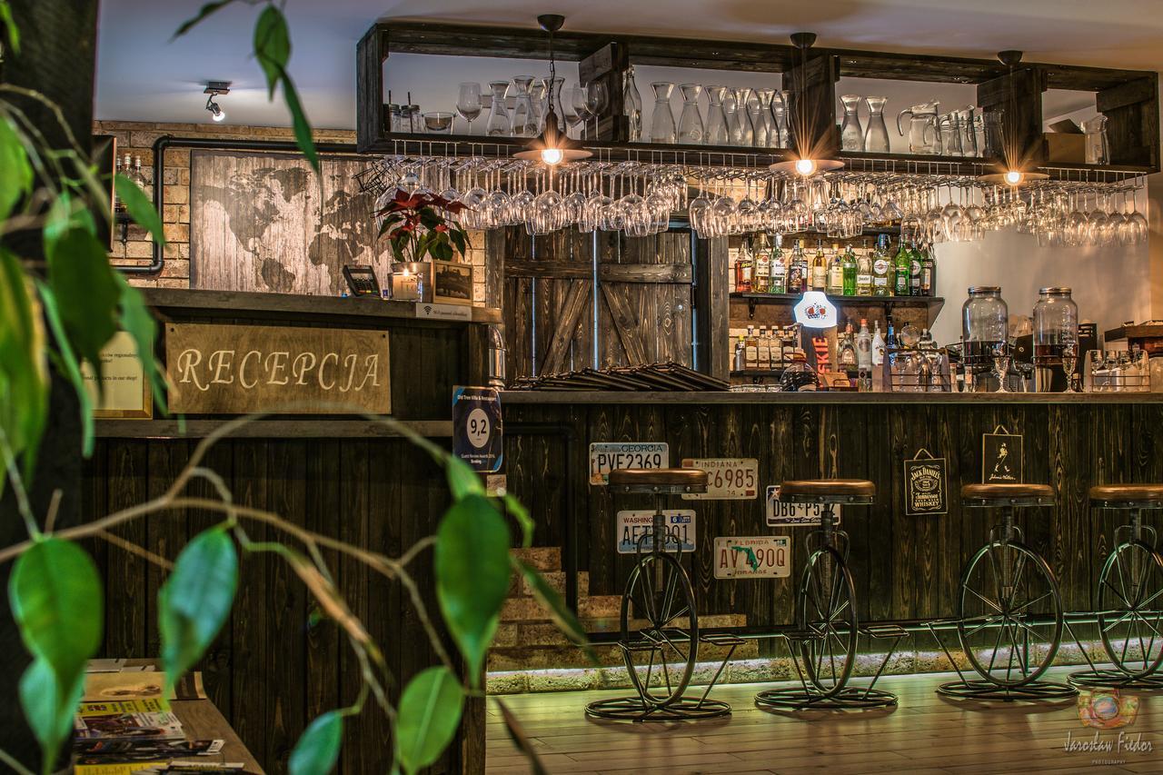 Old Tree Village & Restaurant Oświęcim Extérieur photo